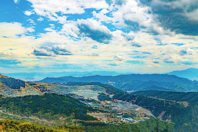 攀枝花市米易縣:加快建設(shè)&ldquo;一城三區(qū)三基地&rdquo; 爭(zhēng)當(dāng)高質(zhì)量發(fā)展排頭兵